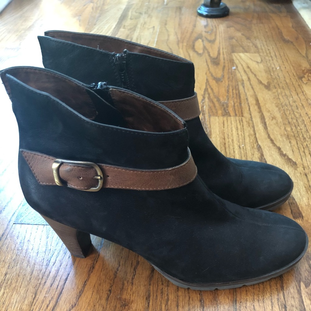 Paul Green Munchen leather Black and Tan ankle boots